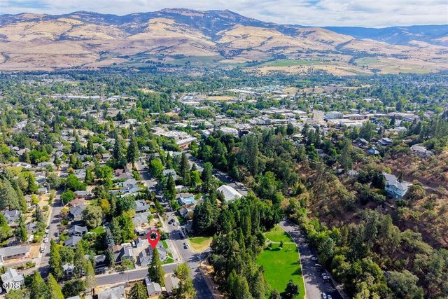 119 Granite Street, Ashland, OR 97520