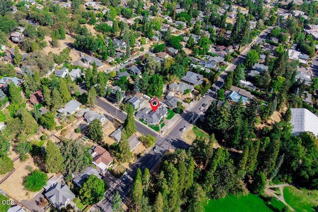 119 Granite Street, Ashland, OR 97520