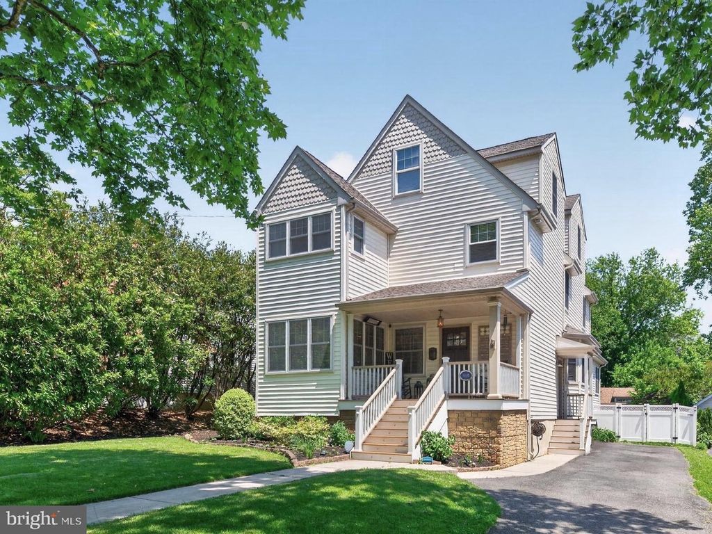 415 3RD AVE, Haddon Heights, NJ 08035