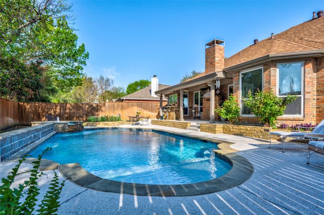 613 Saddleback Lane, Flower Mound, TX 75028