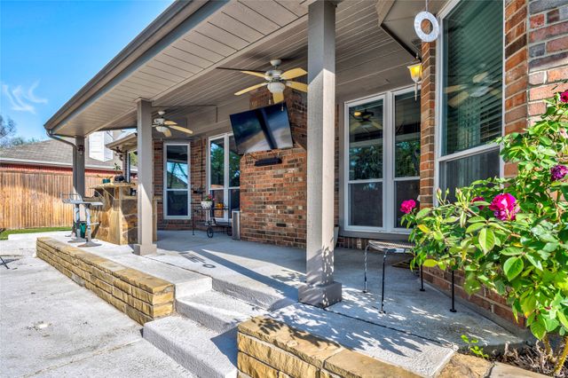 613 Saddleback Lane, Flower Mound, TX 75028