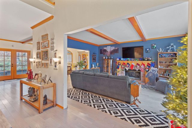 543 Serenity Lane, Grants Pass, OR 97526