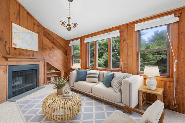 31 Old Village Rd, Chatham, MA 02633