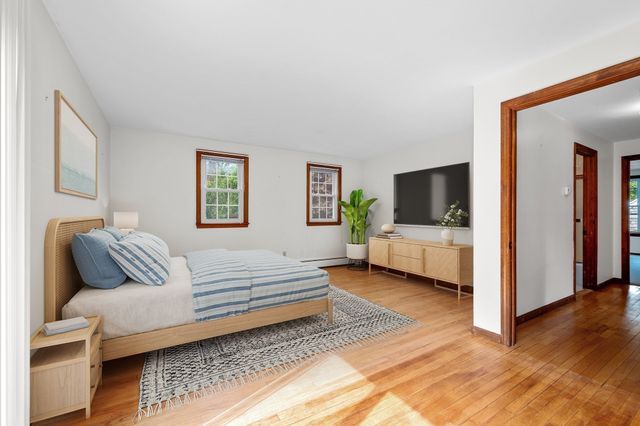 31 Old Village Rd, Chatham, MA 02633