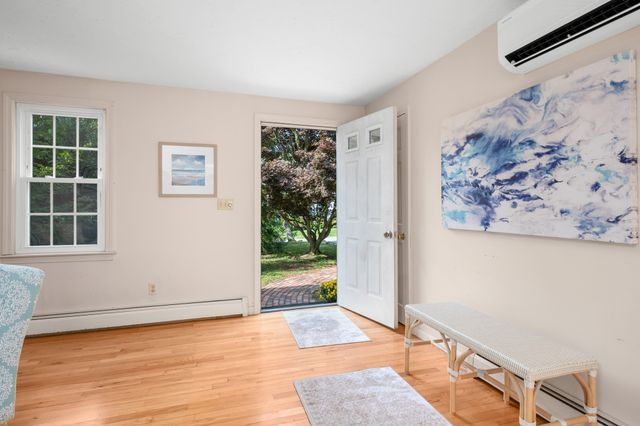 31 Old Village Rd, Chatham, MA 02633