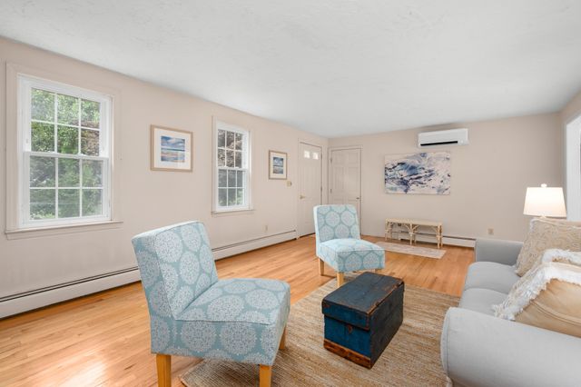 31 Old Village Rd, Chatham, MA 02633