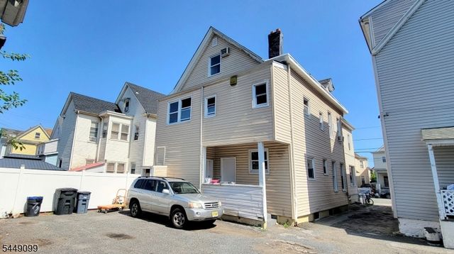 78 Van Buren St, Passaic City, NJ 07055