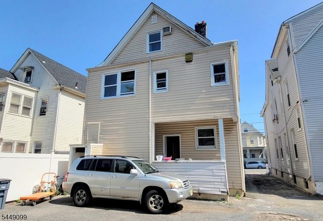 78 Van Buren St, Passaic City, NJ 07055