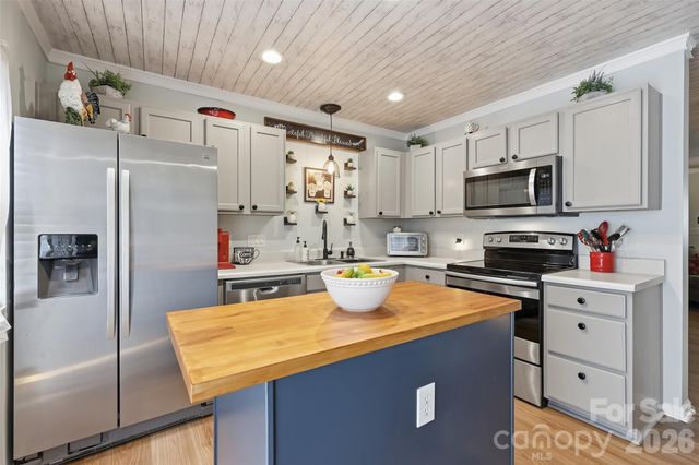 311 Wilkes Place Drive, Fort Mill, SC 29715