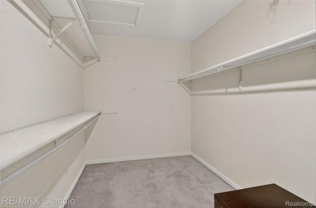29441 Sylvan Lane, Farmington Hills, MI 48334