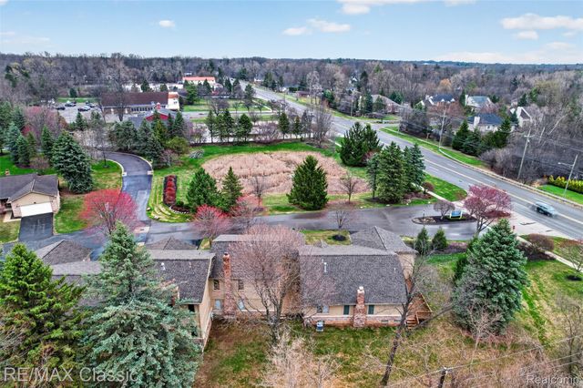 29441 Sylvan Lane, Farmington Hills, MI 48334