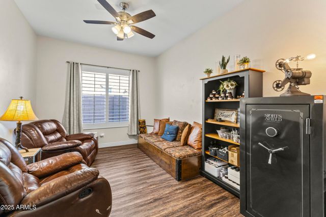 18495 W PARADISE Lane, Surprise, AZ 85388