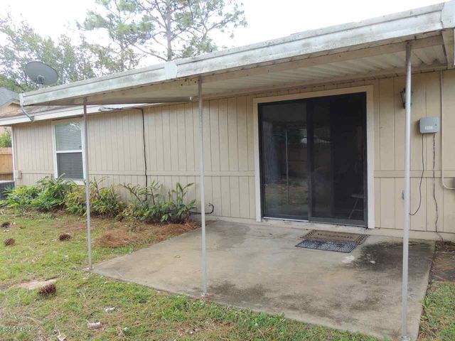 8055 CREEDMOOR Drive, Jacksonville, FL 32244