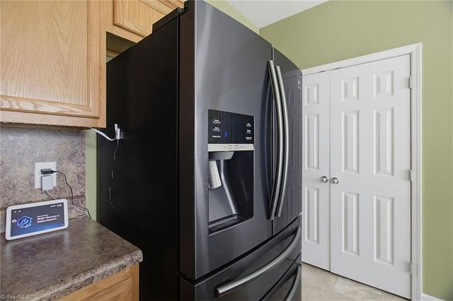 529 Meredith Avenue, Lexington, NC 27292
