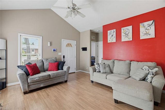 529 Meredith Avenue, Lexington, NC 27292