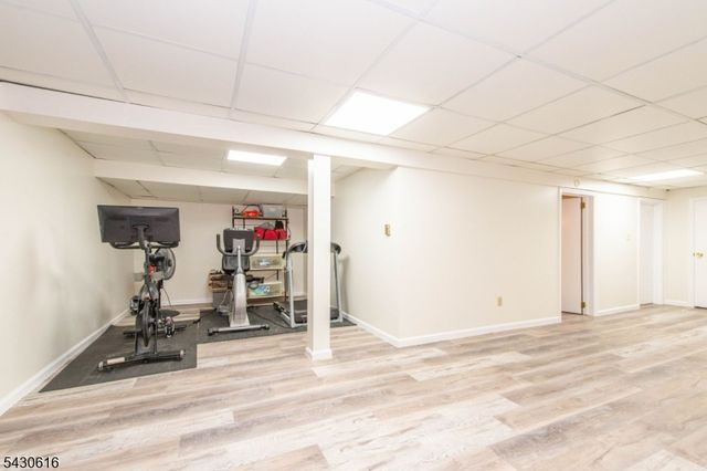 68 Rockledge Dr, Livingston Twp., NJ 07039