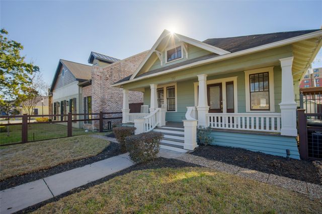 312 W 20th Street, Houston, TX 77008