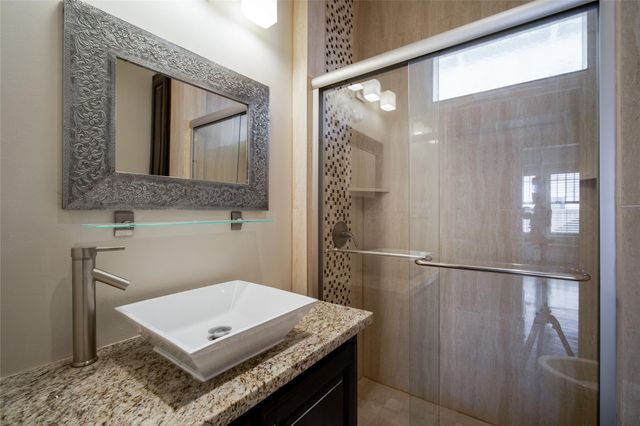 312 W 20th Street, Houston, TX 77008