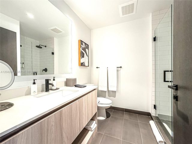 398 NE 5th St 4316, Miami, FL 33132
