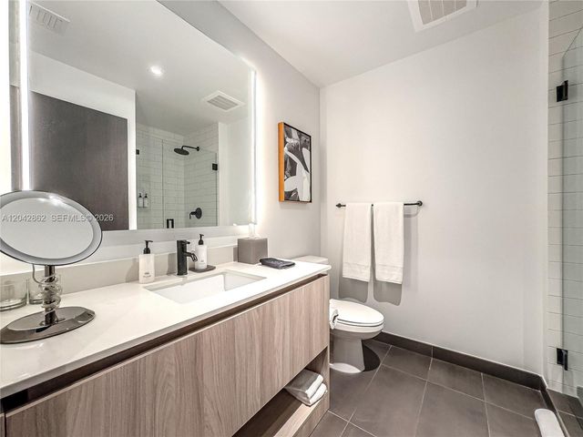 398 NE 5th St 4316, Miami, FL 33132