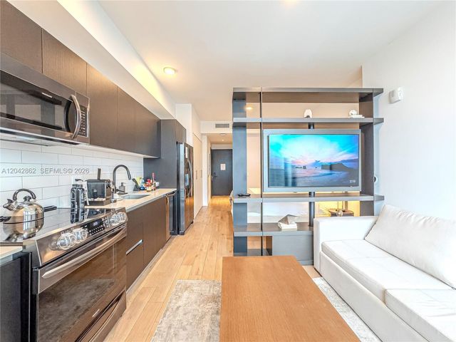 398 NE 5th St 4316, Miami, FL 33132