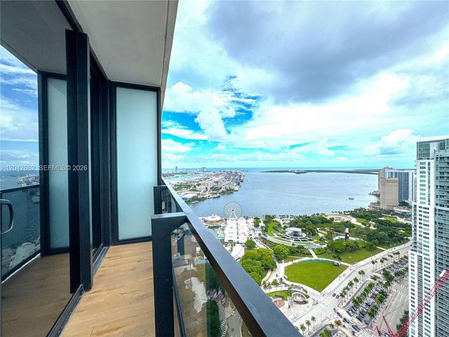 398 NE 5th St 4316, Miami, FL 33132