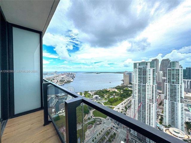 398 NE 5th St 4316, Miami, FL 33132