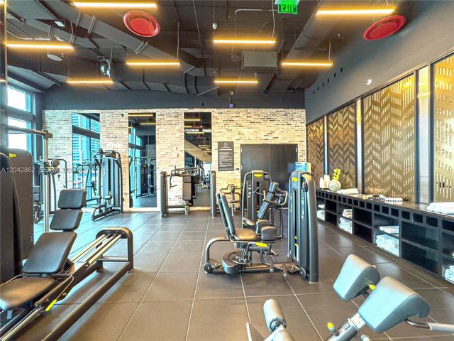 398 NE 5th St 4316, Miami, FL 33132