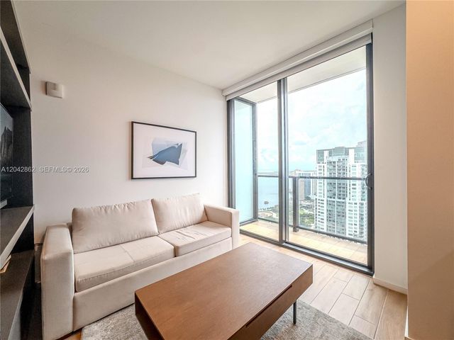398 NE 5th St 4316, Miami, FL 33132