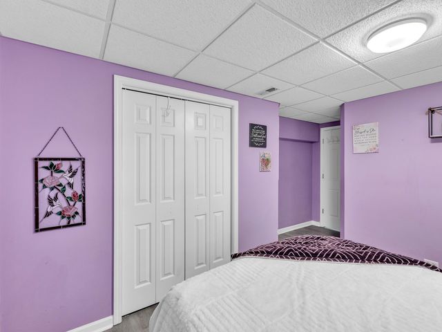 6930 Bennington Drive, Gurnee, IL 60031