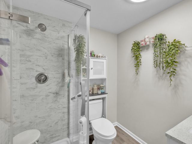 6930 Bennington Drive, Gurnee, IL 60031