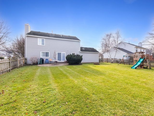 6930 Bennington Drive, Gurnee, IL 60031