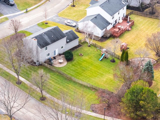 6930 Bennington Drive, Gurnee, IL 60031