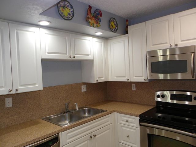 8116 Severn Drive A, Boca Raton, FL 33433