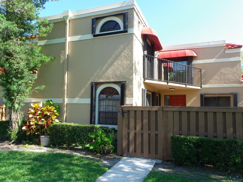 8116 Severn Drive A, Boca Raton, FL 33433