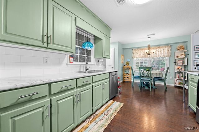 11802 Creighton, Northport, AL 35475