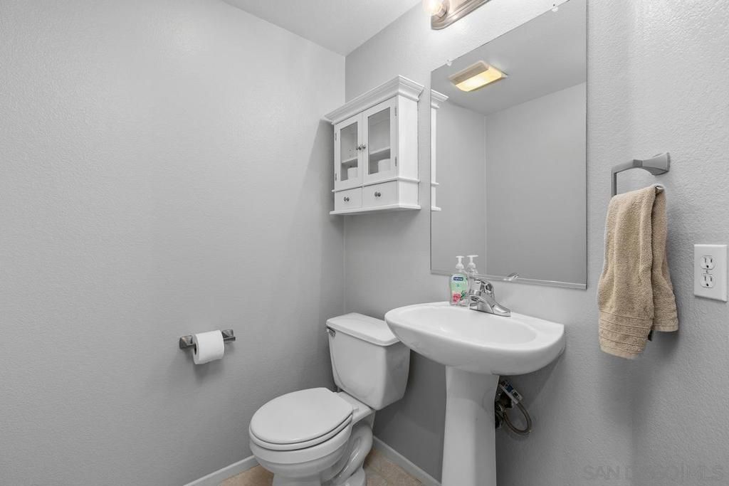 Image 11 of property listing at 1231 Avenida Amistad, San Marcos, CA 92069