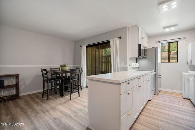 4949 Reggie Road, Reno, NV 89502