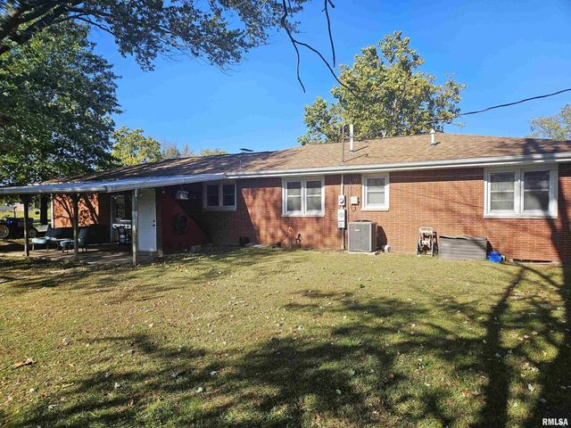 803 Maas Road, Quincy, IL 62305