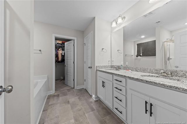 67 Magnolia Street, Parkton, NC 28371