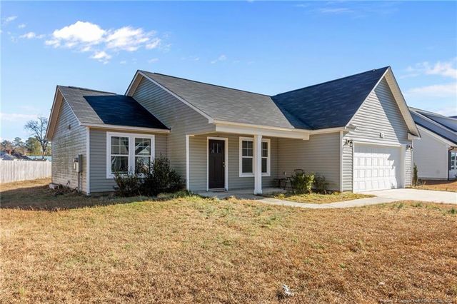 67 Magnolia Street, Parkton, NC 28371