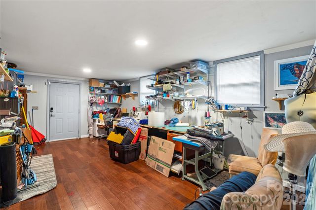 1130 24th Avenue Place NE, Hickory, NC 28601