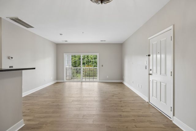 4846 Bevendean Dr Unit C12, Nashville, TN 37211