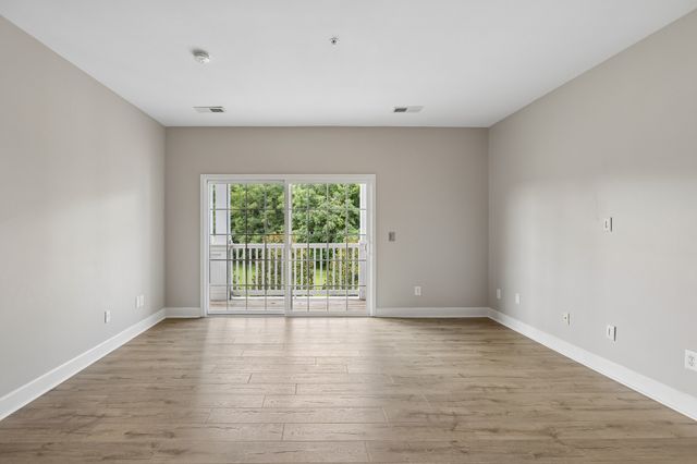 4846 Bevendean Dr Unit C12, Nashville, TN 37211