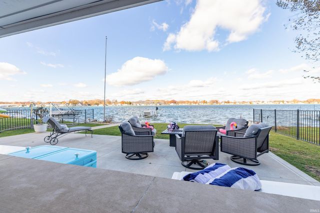 25955 Lake Drive, Elkhart, IN 46514