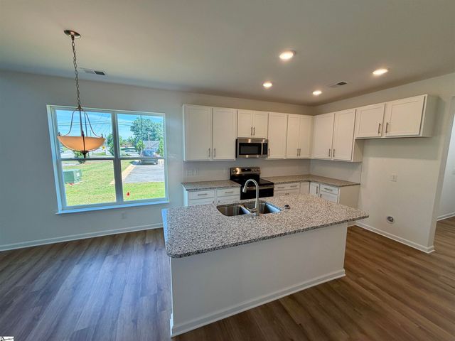 221 Toal Court, Greenville, SC 29611