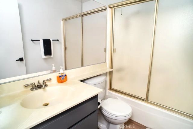 8524 De Soto 52, Canoga Park, CA 91304