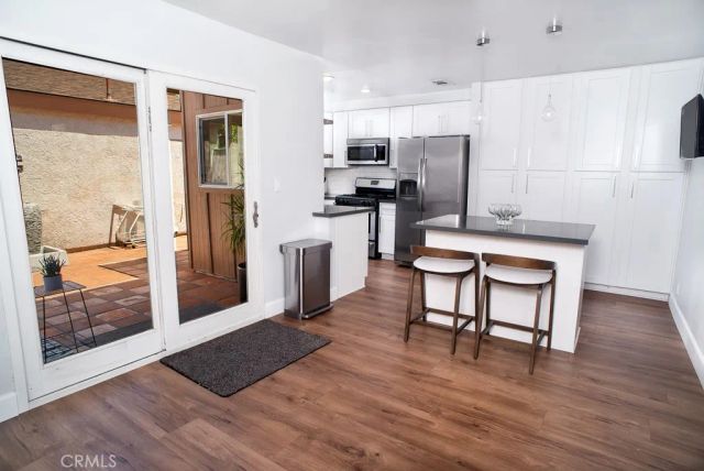 8524 De Soto 52, Canoga Park, CA 91304