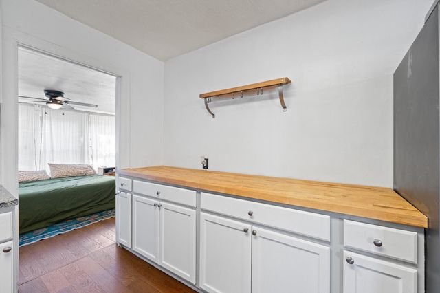602 Harrisdale Avenue, River Oaks, TX 76114