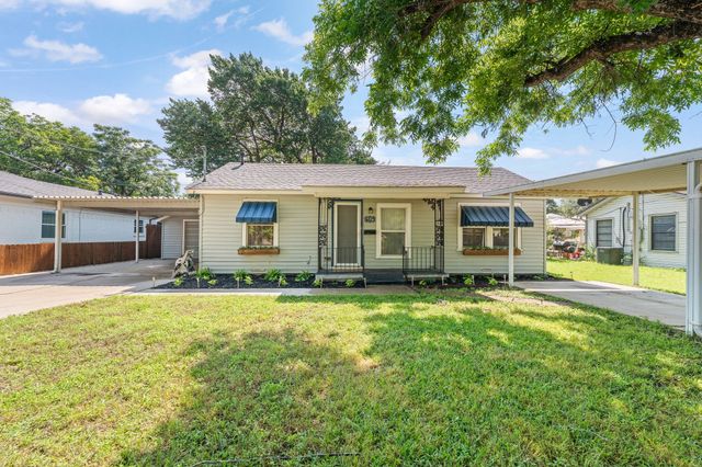 602 Harrisdale Avenue, River Oaks, TX 76114